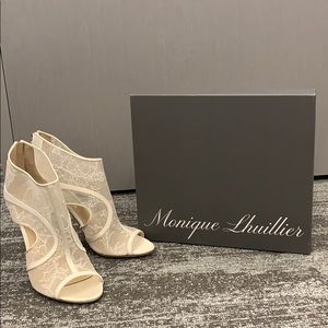 NEW! Monique Lhuillier’s WM US SZ 10